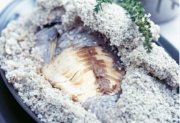Dorade en croûte de sel sauce aux algues