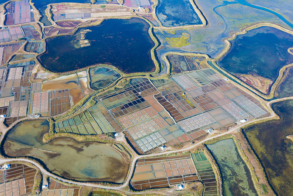 Marais salants de guérande vus du ciel